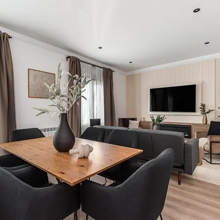 Appartamento Apartamento De Lujo Familias